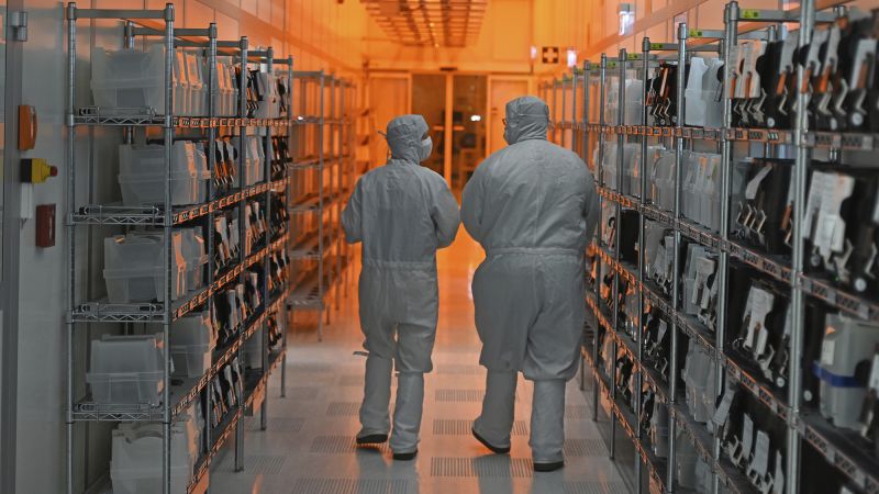 A trade dispute between the United States and China over a little-known Dutch microchip maker could shut down auto factories and drive up car prices.