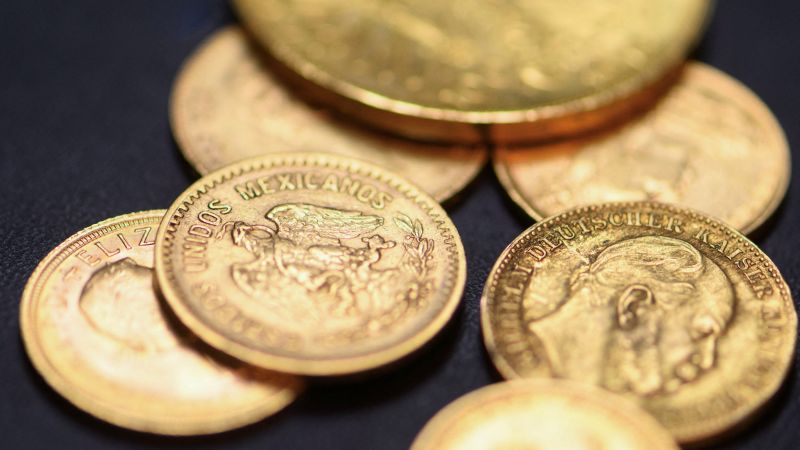 Gold's frenzied rally ends with biggest sell-off in over a decade